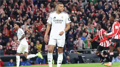 ريال مدريد يضرب بلباو بثلاثية ويواصل مطاردة برشلونة على صدارة الدوري الإسباني