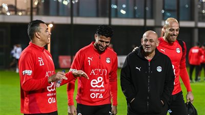 جدية وتركيز خلال تدريبات حراس منتخب مصر في كأس العرب (فيديو)