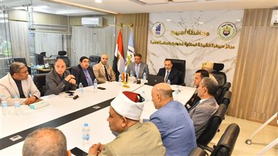 محافظ أسيوط: فتح لجان اليوم الأخير لانتخابات النواب بالدائرة الثالثة دون معوقات (فيديو) 