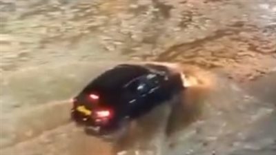 السيول تغمر مناطق بالعاصمة الجزائرية (فيديو)