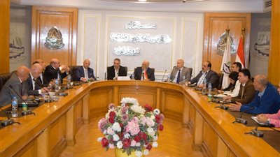 غرفة القاهرة تناقش المقترحات حول قرار نقل معارض السيارات خارج الكتلة السكنية