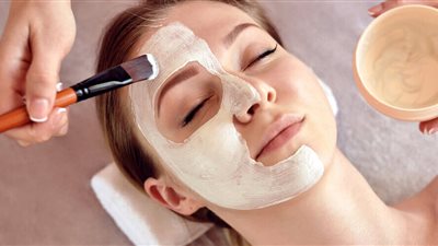 ماسكات مرطبة للبشرة في الشتاء، حلول فعالة لمواجهة الجفاف والتشققات