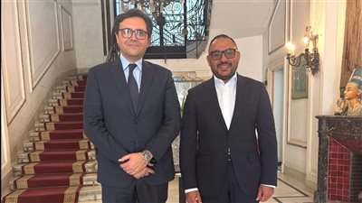 وزير الثقافة يتسلم تقريرا حول التعاون مع متاحف قطر استعدادًا للعام المصري القطري 2027