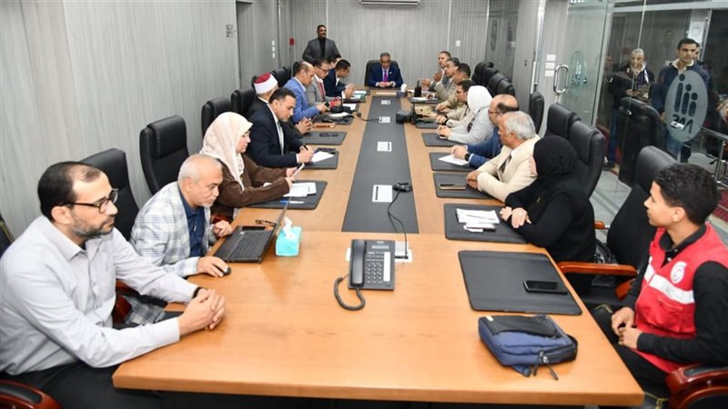 محافظ الفيوم يتابع