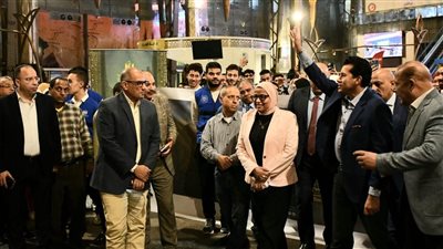 أشرف صبحي يودّع المشاركين في أول أفواج قطار الشباب للأقصر وأسوان