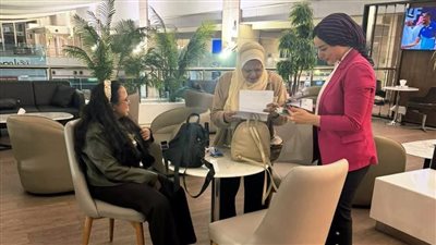 كرمها الرئيس السيسي، مطار القاهرة يقدم تسهيلات للراكبة هديل ماجد 