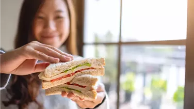 ما أفضل وقت لتناول وجبة الغداء؟