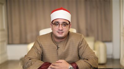 محمود الشحات أنور يفتتح فعاليات المسابقة العالمية للقرآن الكريم بالعاصمة الجديدة (فيديو)