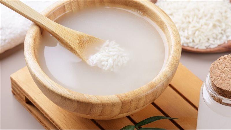 فوائد ماء الأرز للأظافر