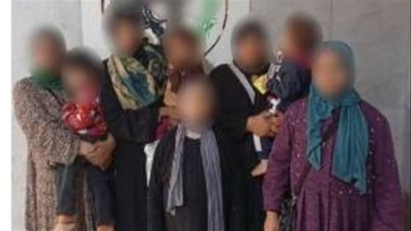 ضبط 12 شخصًا استغلوا