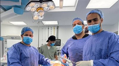  نجاح عملية تركيب مفصل ركبة متقدم لمريض بمستشفى القنطرة شرق بالإسماعيلية 