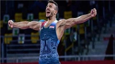 بعد إنهاء أزمة تجنيسهما، الجماهير تحتفي بعودة المصارعين مصطفى حسين وكيشو لمصر