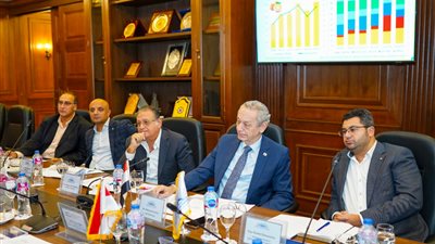 جمعية رجال أعمال الإسكندرية تستقبل وفدا من وزارة التجارة والصناعة السنغافورية