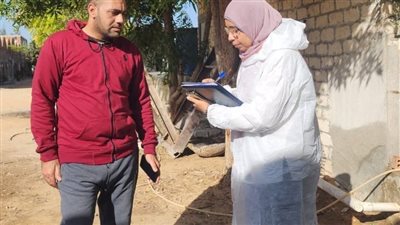 بيطري الإسماعيلية يواصل أعمال التقصي الإكلينيكي والتحصين بمزارع الدواجن