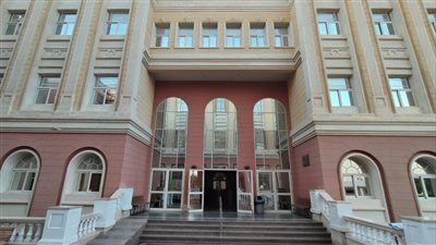 الجامعة البريطانية تحصد المركز التاسع في نهائيات بطولة تطوير حقول البترول الدولية