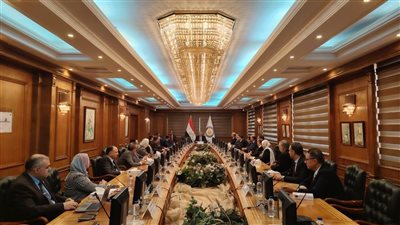 المجلس الأعلى لشئون الدراسات العليا والبحوث يعقد اجتماعه الدوري