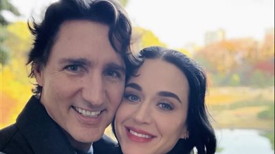 لأول مرة كاتي بيري تنشر صورها مع حبيبها رئيس الوزراء الكندي السابق جاستن ترودو