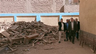 تعليم أسيوط يتابع تدوير الرواكد في المدارس الصناعية