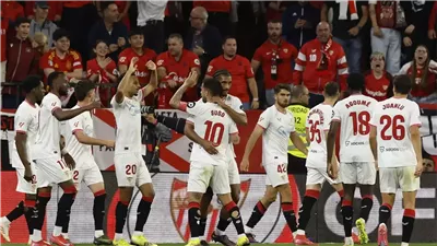  الدوري الإسباني، فالنسيا يتعادل 1-1 على ملعبه أمام إشبيلية