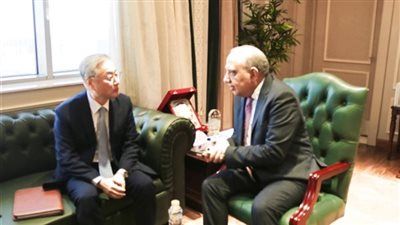 وزارة الكهرباء تبحث الاستفادة من الخبرات الكورية في مجالات استخراج وتعدين الخامات الأرضية 