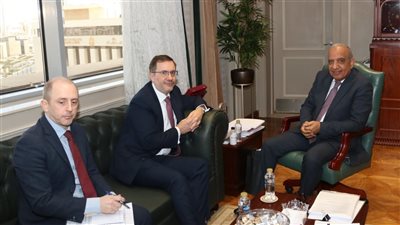 وزير الكهرباء: نعمل على زيادة مشاركة الشركات البريطانية فى مجالات الطاقة