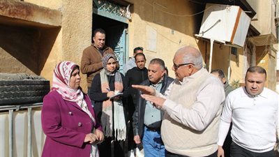 الزملوط يوجّه بتحرير مخالفة وتوقيع غرامة وإنذار بالغلق لأحد مخابز بالخارجة 