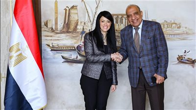 المشاط: الخطة الاستثمارية للدولة تدعم جاهزية الشبكة لاستيعاب القدرات الجديدة من الطاقة النظيفة