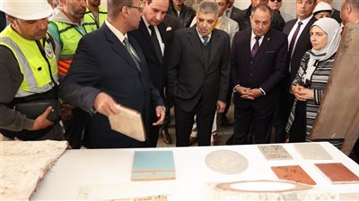 الفريق أسامة ربيع يتفقد أعمال ترميم مبنى القبة الأثري ببورسعيد (صور)