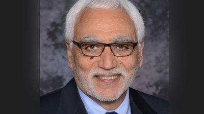 عالم مصري يفوز بجائزة نوابغ العرب، حاكم دبي يكرم عباس الجمل لتفوقه بالهندسة الرقمية