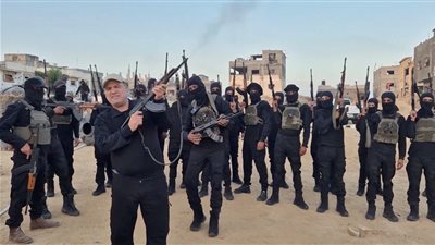 وصلوا إلى 1000 مقاتل، رويترز تكشف جماعات فلسطينية عميلة لإسرائيل بغزة (صور)