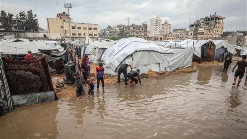 خيام النازحين،فيتو