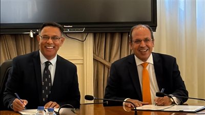 الجامعة البريطانية توقع بروتوكول تعاون مع ولفرهامبتون البريطانية