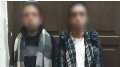 ضبط شخصين بالإسكندرية لممارستهما أعمال الفجور عبر تطبيق هاتفي