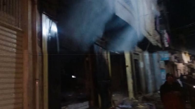 حريق هائل يلتهم محتويات