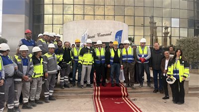 اللواء خالد مجاور يتفقد مصنع أسمنت سيناء ويفتتح خط الوقود البديل