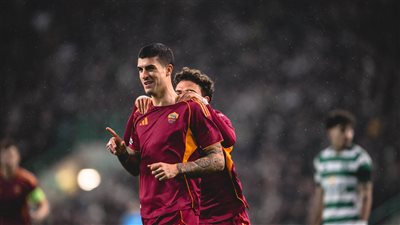 روما يضرب سيلتك 0/3 في الشوط الأول بالدوري الأوروبي