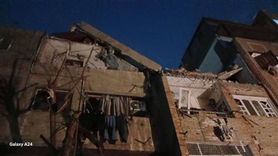 محافظ الجيزة يتفقد موقع حادث ماسورة الغاز بعقار إمبابة بحضور لجنة المنشآت الآيلة للسقوط