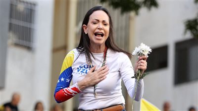 استغرقت 10 ساعات بحراسة مقاتلات أمريكية، قصة هروب زعيمة المعارضة الفنزويلية ماريا كورينا ماتشادو إلى النرويج