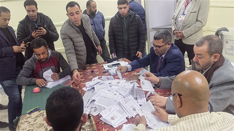 فرز اللجنة 64 بأسيوط،فيتو