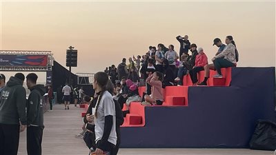 استعدادات وأبرز المشاهد قبل انطلاق ماراثون الأهرامات 2025