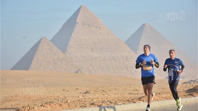 انطلاق ماراثون الأهرامات 2025 بمشاركة أكثر من 10 آلاف متسابق (فيديو وصور)