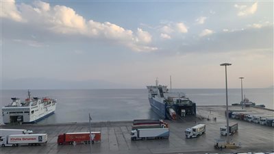 تداول 17 ألف طن و1020 شاحنة بضائع عامة ومتنوعة بموانئ البحر الأحمر