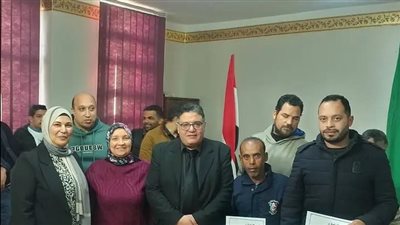 عمل الإسماعيلية تسلم 21 عقد توظيف لذوي الهمم (صور)