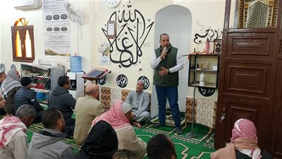 9 مطالب في لقاء رئيس مركز باريس في الوادي الجديد بالأهالي