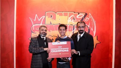 مشروع طلاب جامعة المنصورة الأهلية يحصد جائزة مسابقة رالي مصر لريادة الأعمال 