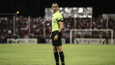 حكم باراجواياني لإدارة مباراة السعودية والأردن في بطولة كأس العرب 