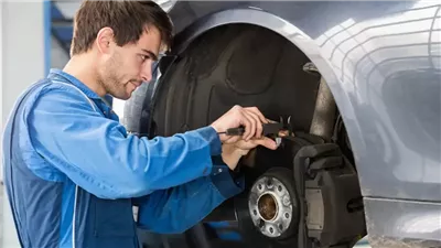 طرق صيانة فرامل السيارات الكهربائية