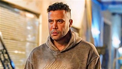 محمد إمام يوقف تصوير الكينج حدادًا على وفاة عمته 