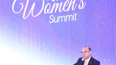 محمد فريد: تطوير التشريعات والتكنولوجيا المالية يمكن الشباب والمرأة ويعزز الاستقرار المالي