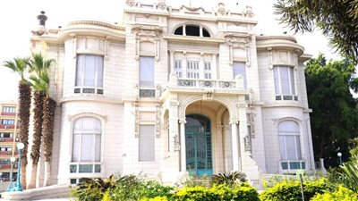 جامعة عين شمس: التزام كامل بالقوانين واللوائح المنظمة لمزاولة المهن الطبية داخل مستشفياتنا